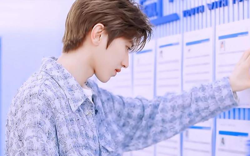 蔡徐坤复出之路遭遇挫折,资本助力破灭?明年开演唱会概率渺茫?