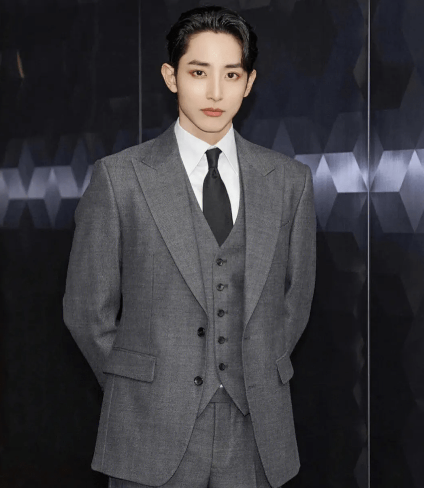 模特李洙赫↓影帝李政宰↓这位姐的前男友们可都是大帅哥.