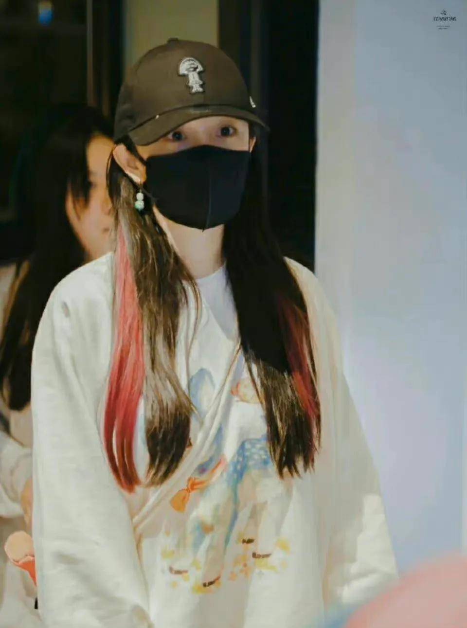 杨幂漂发了,是为新电影么?这发量羡慕了_网友_ep_造型