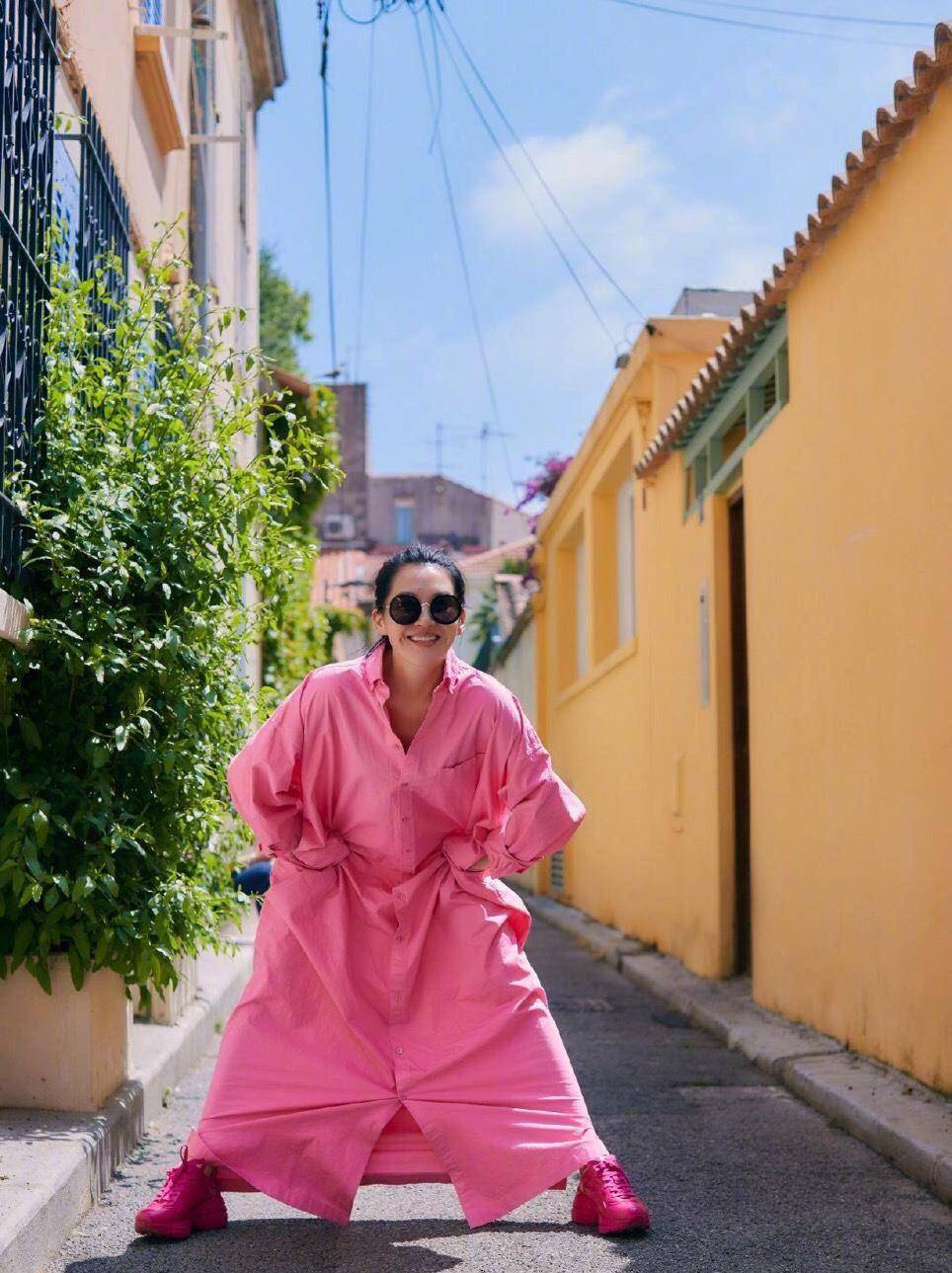 50岁的许晴荣登《男人装》封面,媚骨天生,惊艳无比,人间宠儿!