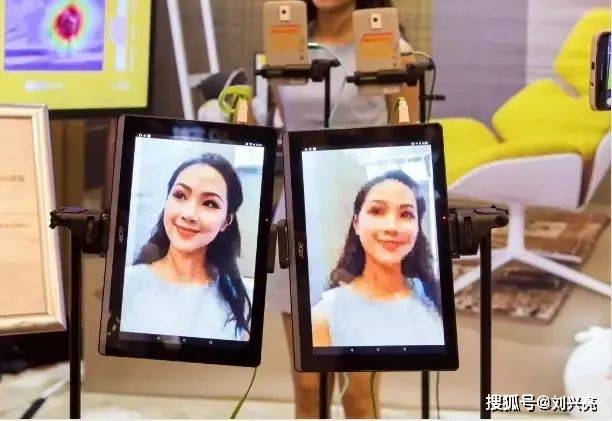 原创
            从董宇辉事件，看商业营销去中心化悖论