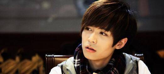 至上励合成员单飞现状,他成功转行影视圈,他被曝出家暴人设崩塌_张远