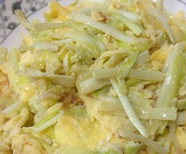 它的学名叫“洗肠草”,常吃能够给肠胃做大扫除,做法简单还营养(图5) 它的学名叫“洗肠草”,常吃能够给肠胃做大扫除,做法简单还营养(图5)