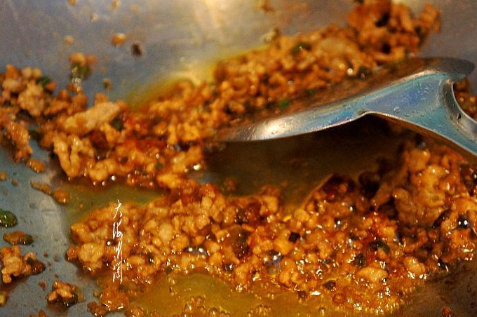 冬天多吃老豆腐,老人孩子补钙又健脑,加点它香辣十足(图9) 冬天多吃老豆腐,老人孩子补钙又健脑,加点它香辣十足(图9)