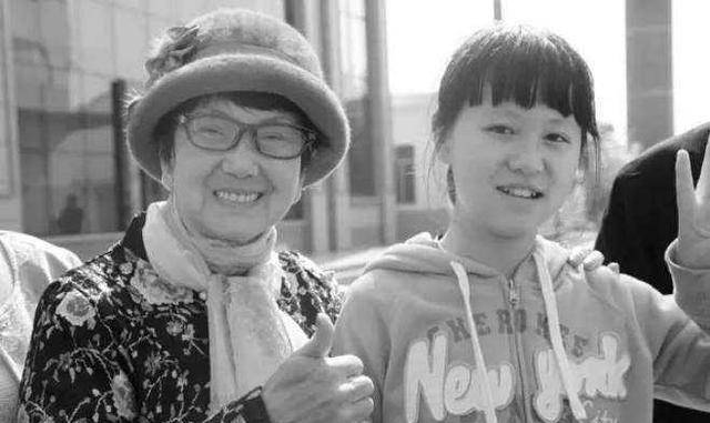 女富豪沦为死刑犯,72岁出狱扫厕所,81岁再次成为千万女富翁_吴胜明