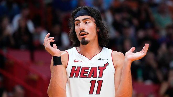 和64年前的张伯伦对比,文班亚马的天赋是nba最强吗?_运动_身体_能力