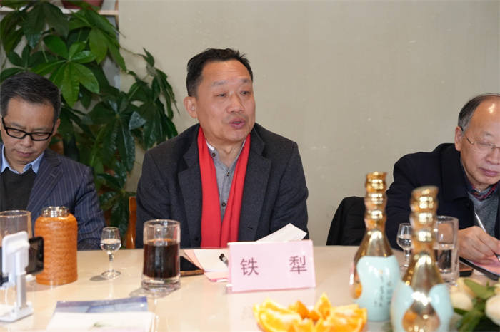 应对消费变革,"邛杖低氘酒品鉴会"在成都成功举行_四川省_酿酒_技术