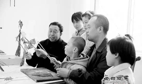 非遗传承:天水霍仲吉先生和他的皮影人生