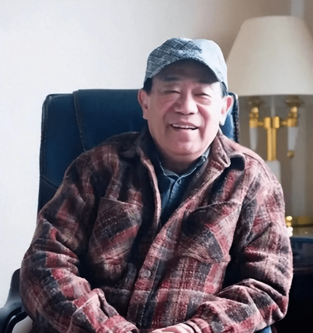 高明:和妻子恩爱63年,与儿女住在同一栋楼,一到饭点家中像食堂_段瑞芳