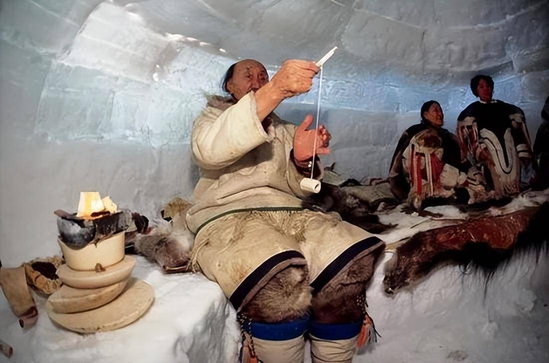 因纽特人住冰屋为何不冷？当地零下50℃，在屋子里生火，雪却不化(图1)