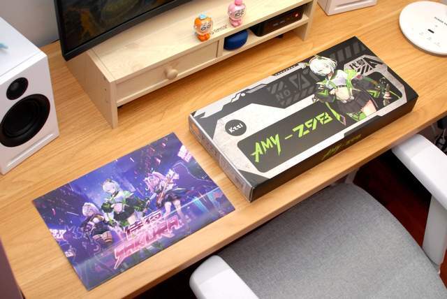 潮物分享:珂芝上新Z98 IP定制款机械键盘,二次元爱好者必入