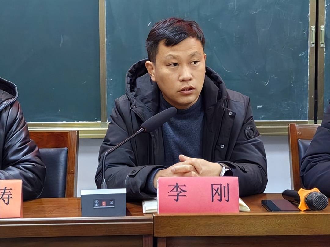 商丘市梁园区孙福集乡中心学校开展五育并举班级建设观摩活动_中小