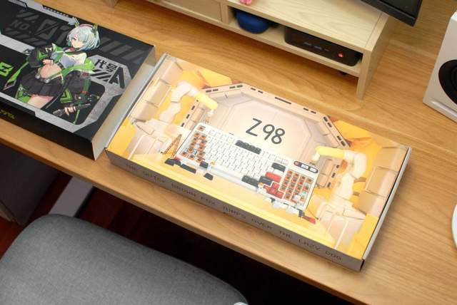 潮物分享:珂芝上新Z98 IP定制款机械键盘,二次元爱好者必入