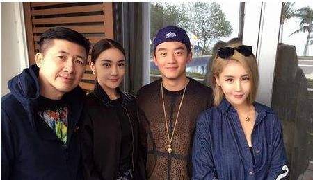 时尚意外坠楼身亡,同床男友证词细思极恐_任娇_杨旭文_王薇