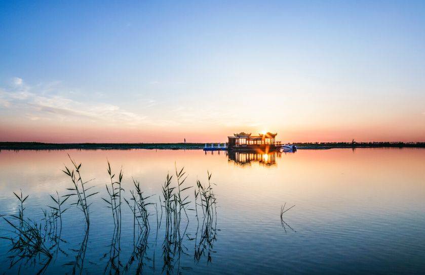 卧龙湖:辽宁的璀璨明珠,沈阳市康平县的自然奇观_保护_游客_生态