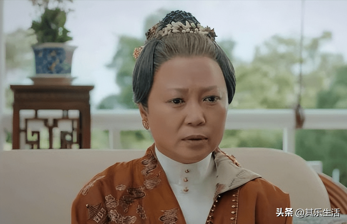 新加坡剧《人在旅途》播出38年,剧中演员境况不一,歌曲令人难忘