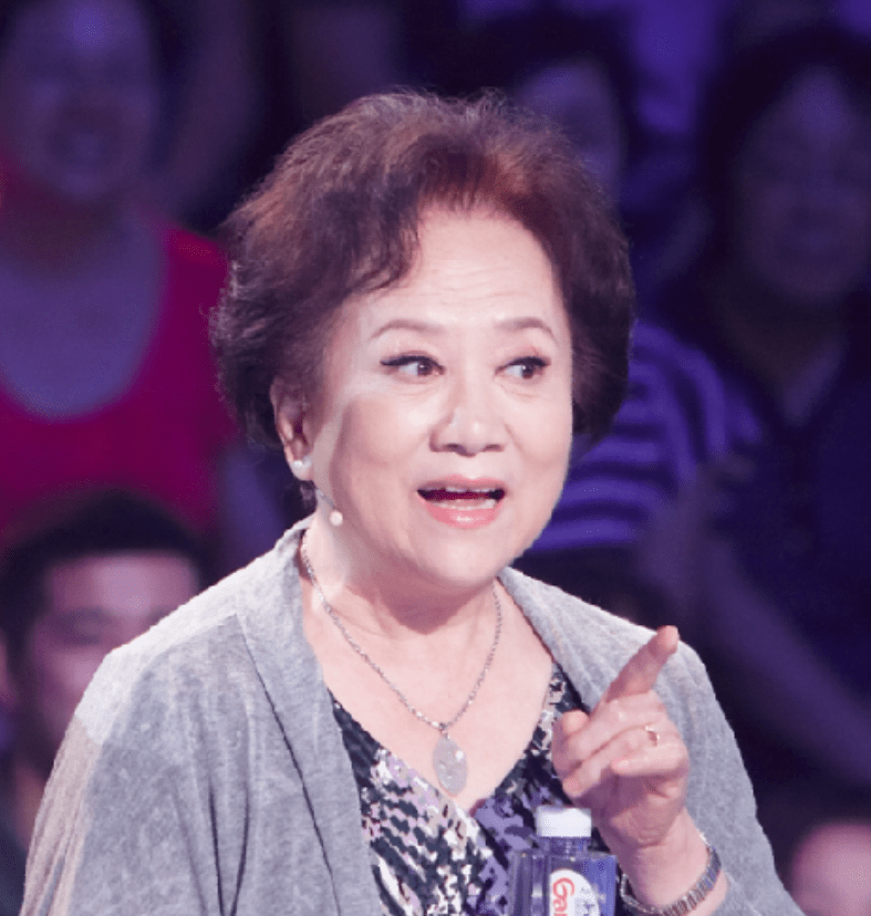 著名表演艺术家凭"诸葛亮"一角成名,感恩初恋妻子的支持与付出_赵敏芬