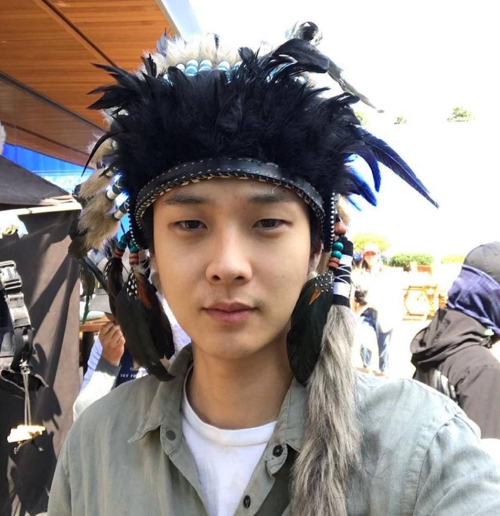 崔宇植这张照片,被笑是"史上最不帅"的明星自拍照