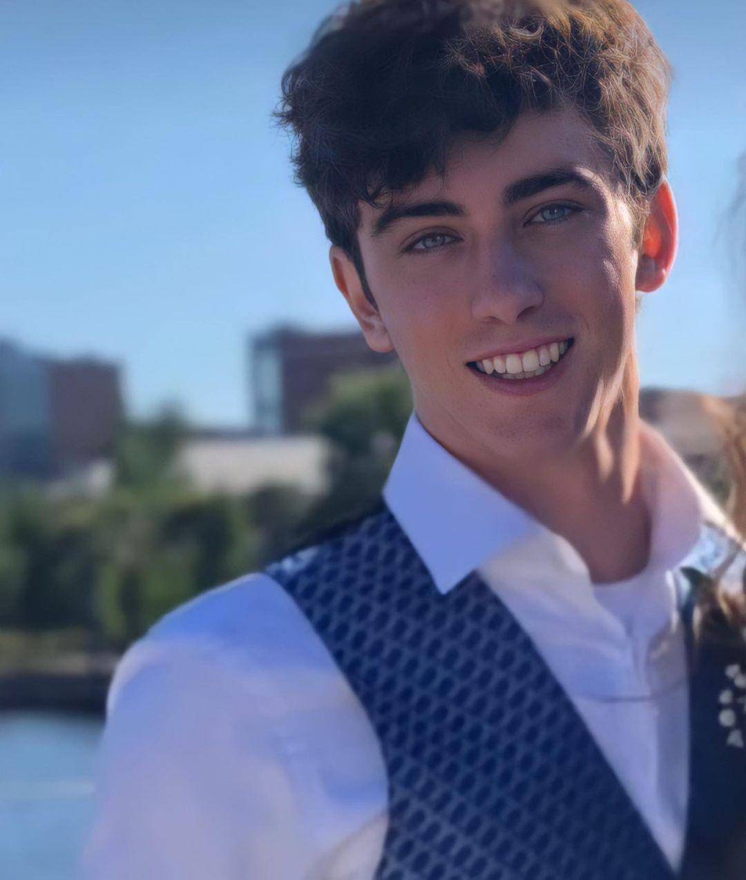 美国帅哥致2人死亡,无数女性给求情_卡梅伦·赫林_谢莉尔·赫林_约翰