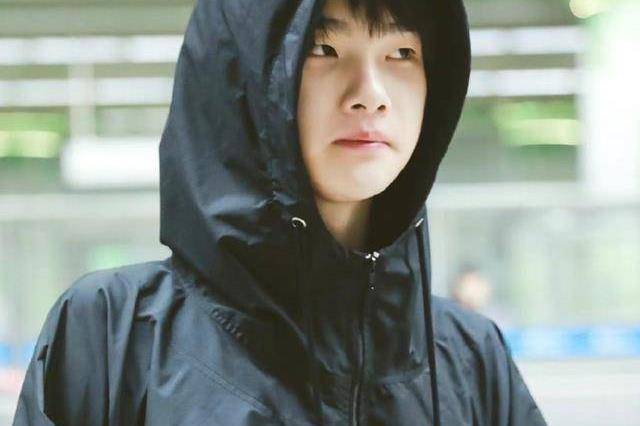 原创周震南疑胖了40斤,生图被嘲"大变活人",9天