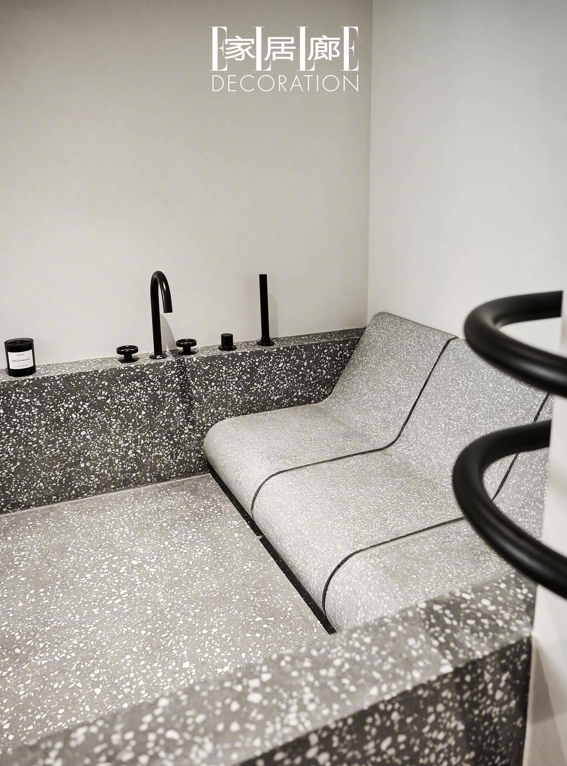 碰到一起就是天生喜剧人:白敬亭和井柏然的那些爱恨情仇_事件_签名_女