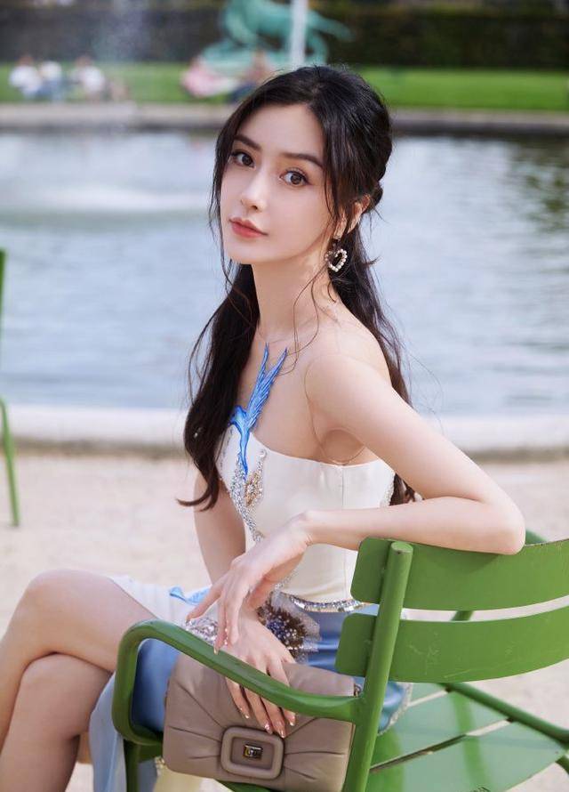 曝杨颖4月参加《浪姐》复出!