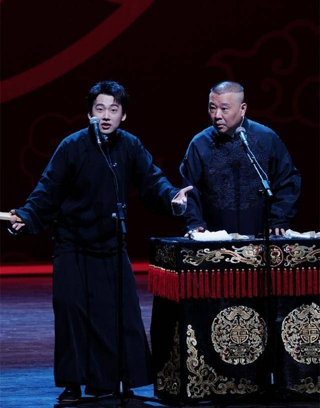 郭德纲北展跨年提郭汾阳,满脸的宠爱,郭德纲:郭汾阳小名叫二狗_王惠