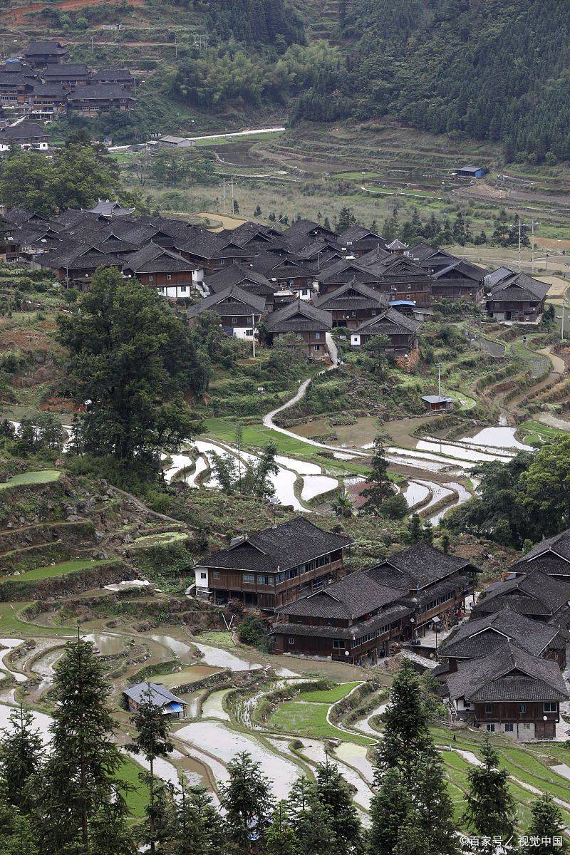 行程八:镇远-舞阳河景区-回家行程七:凯里市-朗德上寨-季刀苗寨-西江