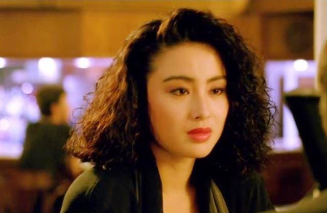 张敏:与向华强弟弟相恋9年,俩人相爱未能相守,今52岁依旧未孕_向华胜