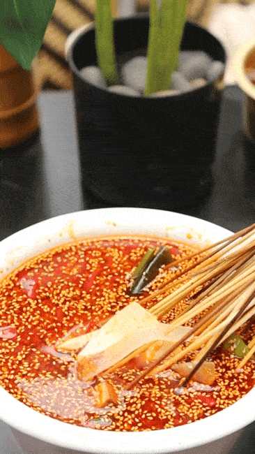 正宗乐山钵钵鸡好吃到飙泪59元抢原价135元官小芊烧烤大排档钵钵鸡23