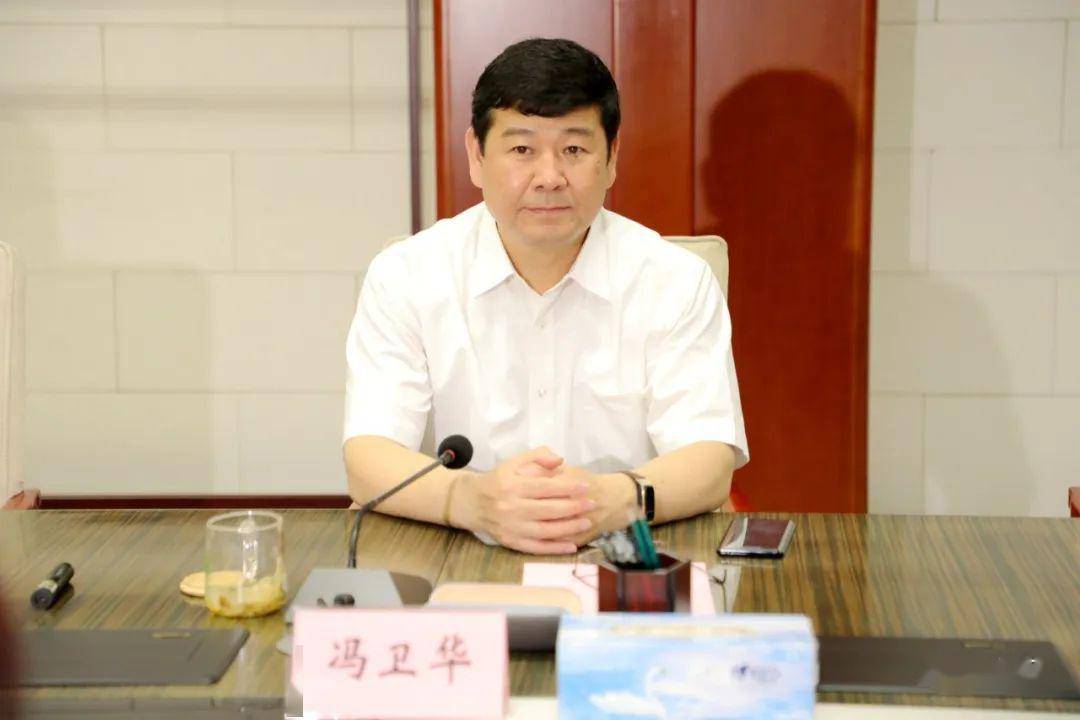 区委副书记,区长王宝雨,区领导刘金刚,胡学春参加.