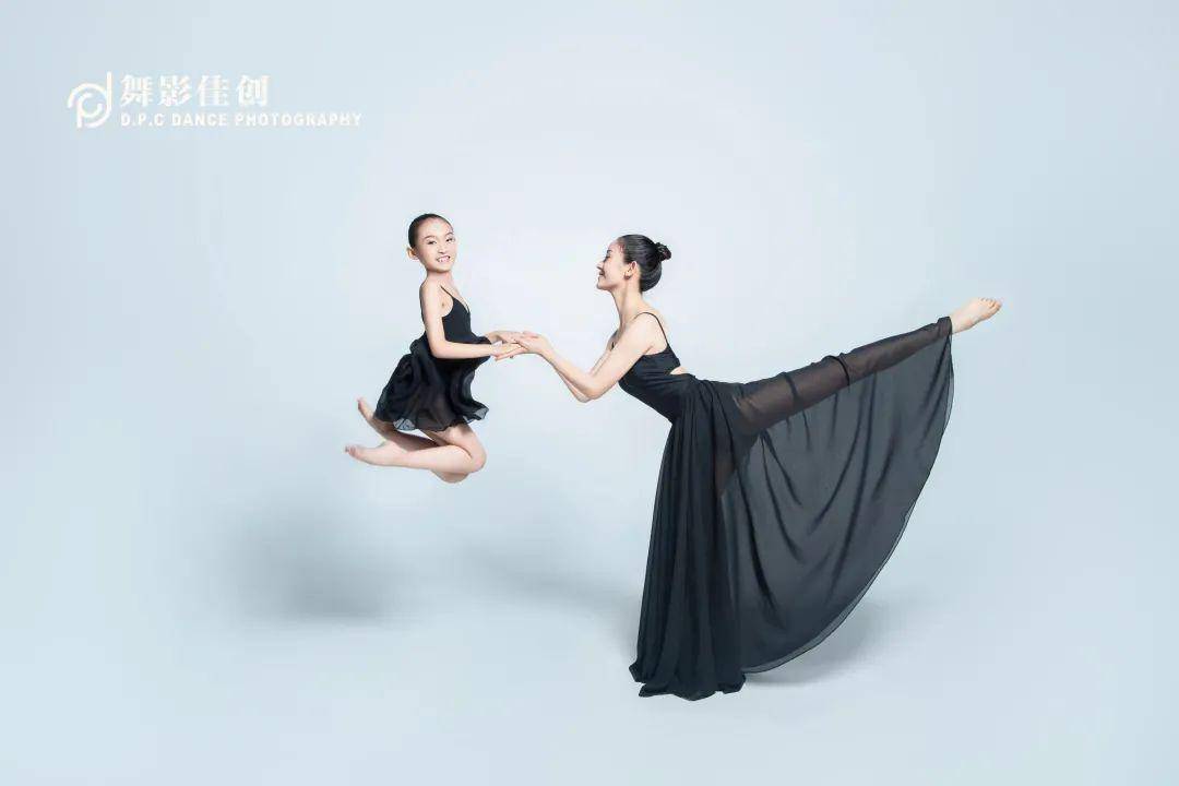 舞蹈这样拍丨大手牵小手,人生的每一次舞动你都在