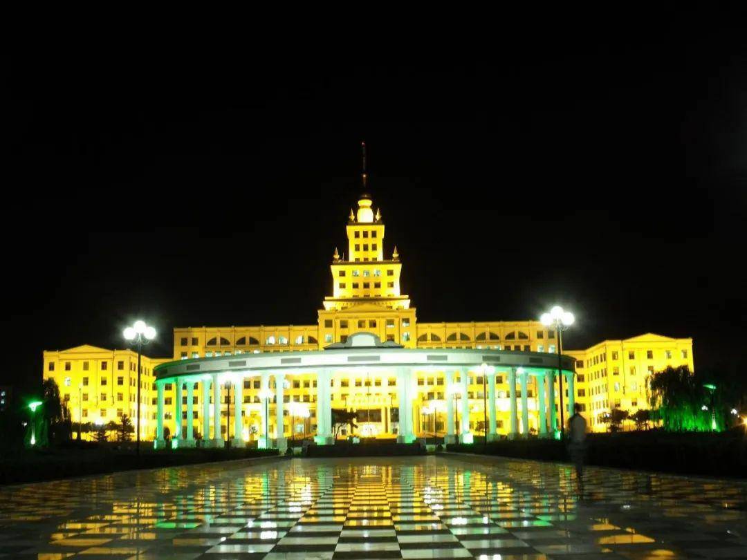 你从哈尔滨中俄工业学校蜕变为如今c9院校之一的哈尔滨工业大学,从为