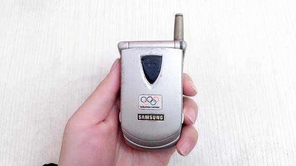 拆解三星800c,再也回不去当年的辉煌,不知该怎么说