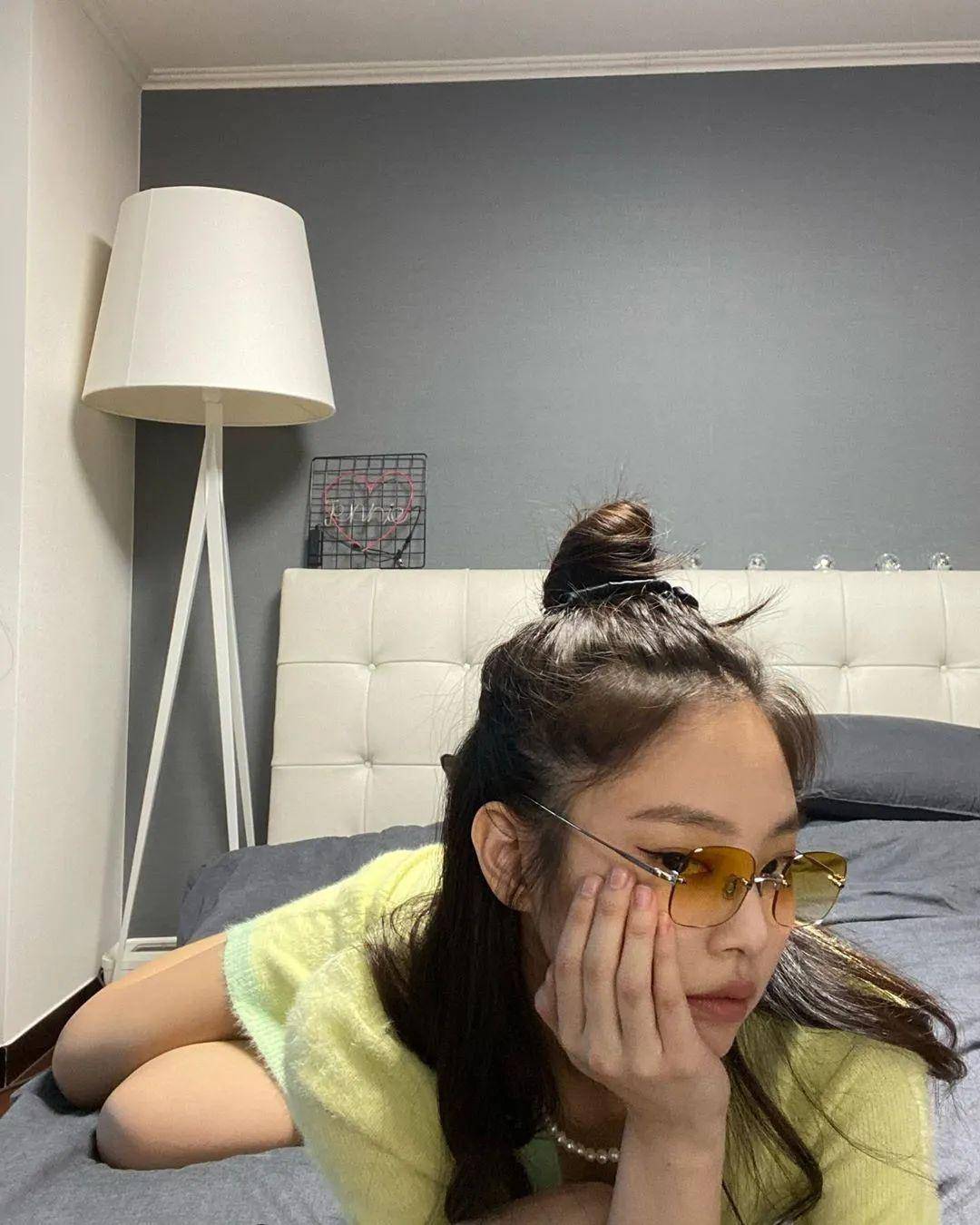 潮搭匯丨jennie暴風更新穿搭!辣妹妮妮展現百變風格