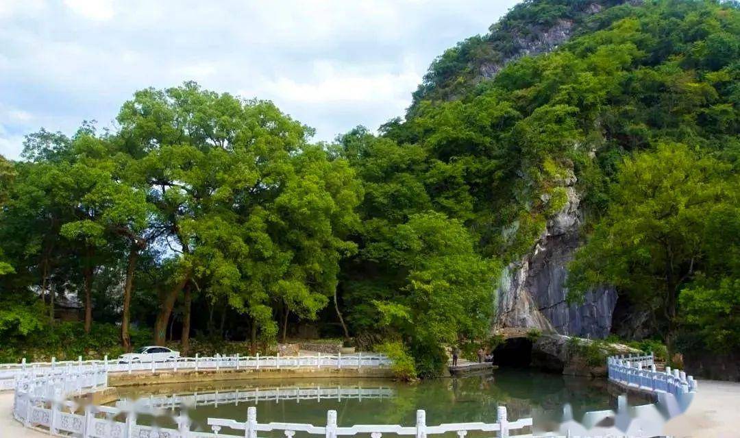 6大田古村大田古村距离广西钟山县城仅 8 公里,是一座传统古村落,有