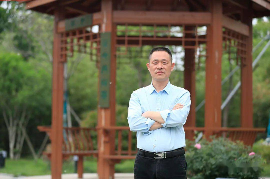 最美教师:张永辉在疫情防控这个特殊的时期,对老师和学生来说都是一个