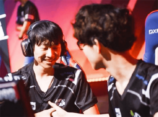 宁王theshy加盟ig纪念日官微说了3句话曝光ig的首发安排