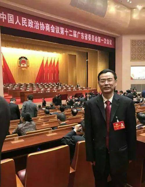 "建议夫妻合休产假"冲上热搜!_林勇