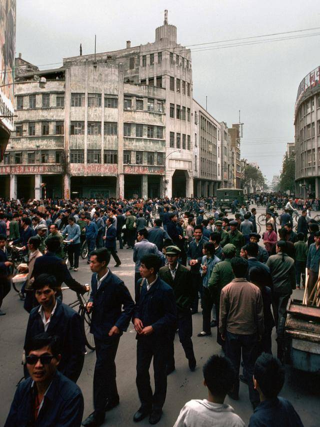 镜头下:1979年广州罕见老照片,40多年前广州的真实生活(组图)