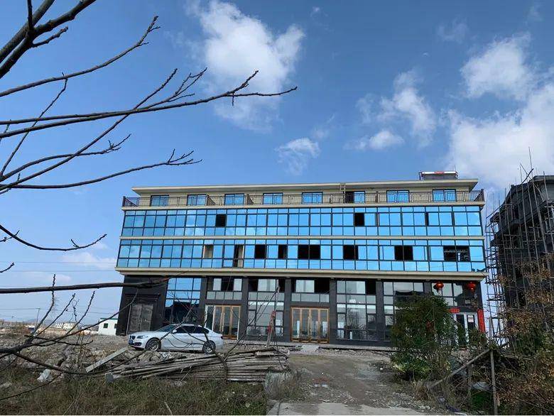 农村三间立地房装修前期就花了我80万左右