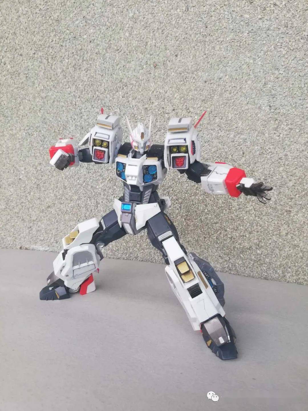 【评玩具】子小天:岑测评《变形金刚 风雷模型 idw漂移,不能变,但真香