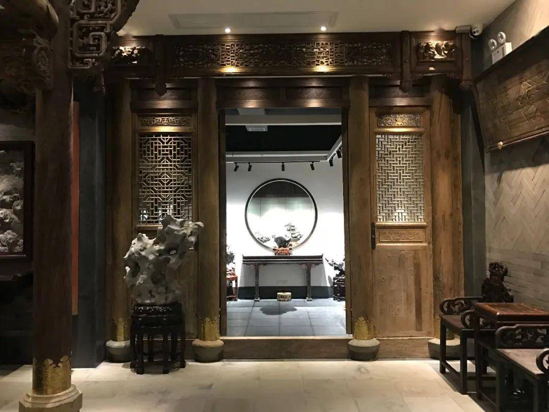 来陈继武菊花石公馆看石头开花的奥秘