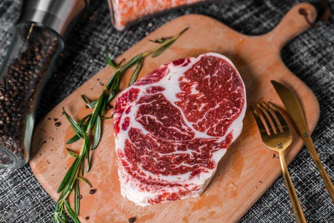 119元/位90分钟榴莲任食,65元秒100元代金券,榴莲牛扒一次食过够