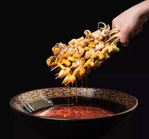 鲜香可口,吃着舒服 要说撸串  那一定少不了海鲜串串 想吃到正宗的