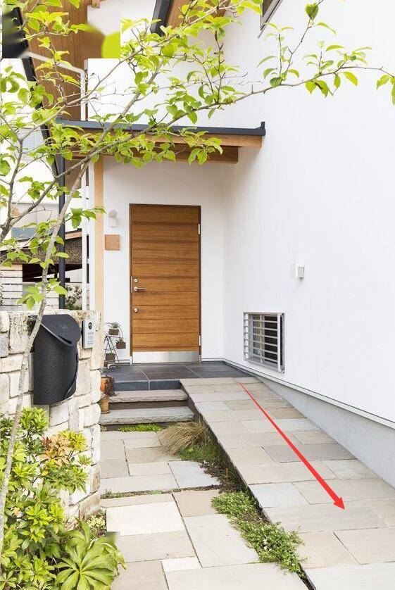 日本人装修太聪明了,入户门前台阶砌斜坡,为啥国内盖房不学学?_的设计