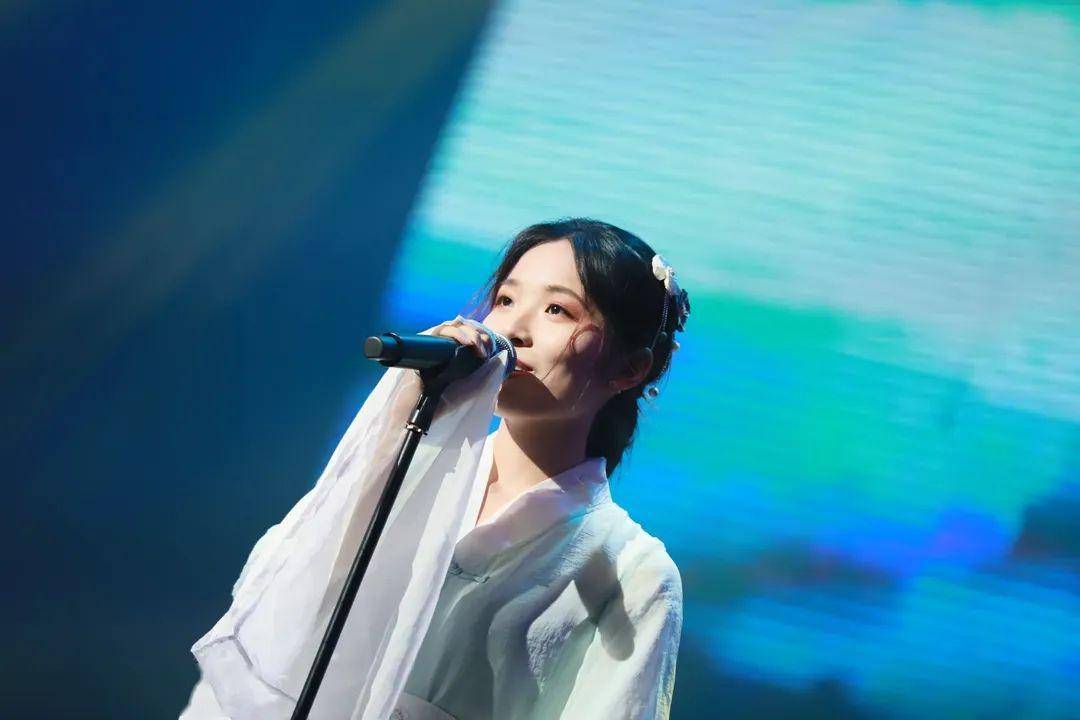 陈一宁(第38届十大歌星)