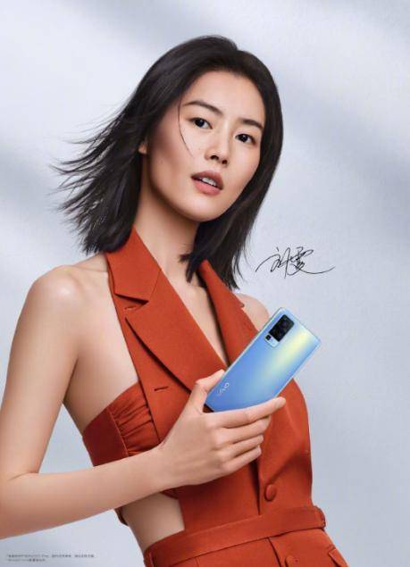 vivo x50系列的亮点非常多,微云台,60倍超级变焦,代言人刘雯,高颜值