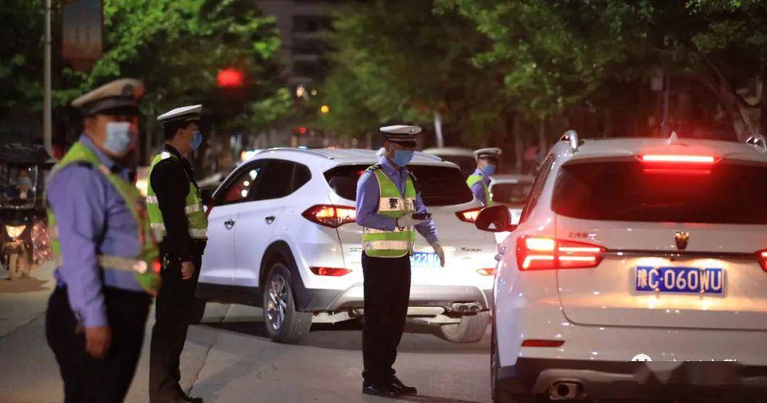 交警教你一招如何喝完酒後吹氣測不出酒駕附欒川5月酒駕查處現場及醉