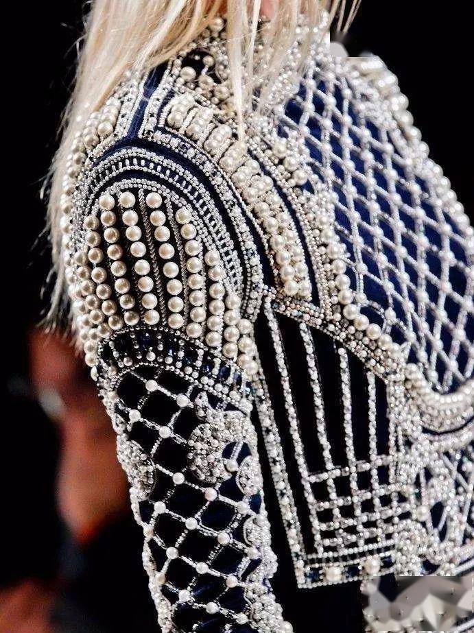 这一场华丽的视觉盛宴,由它来打造!(素缝钉珠工艺)